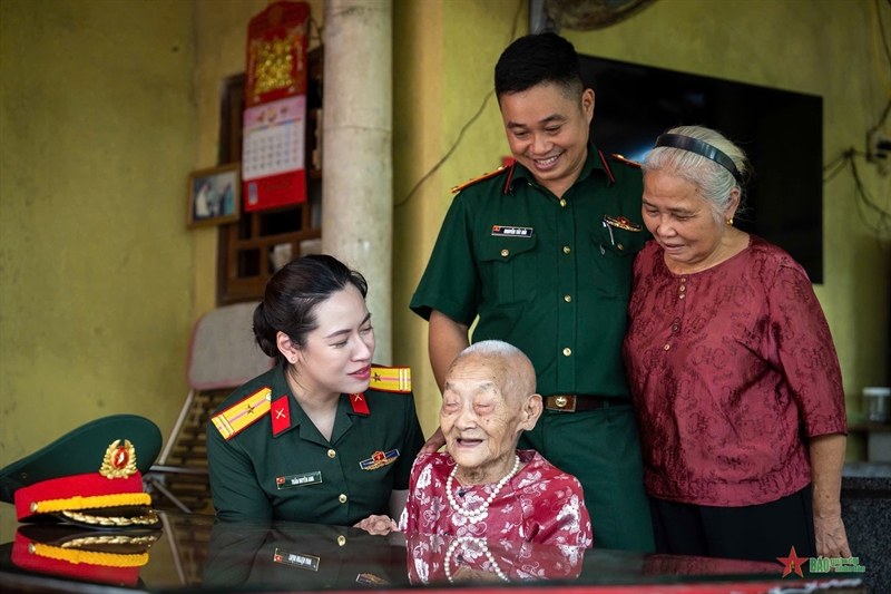 Một đời hy sinh, muôn đời ghi nhớ